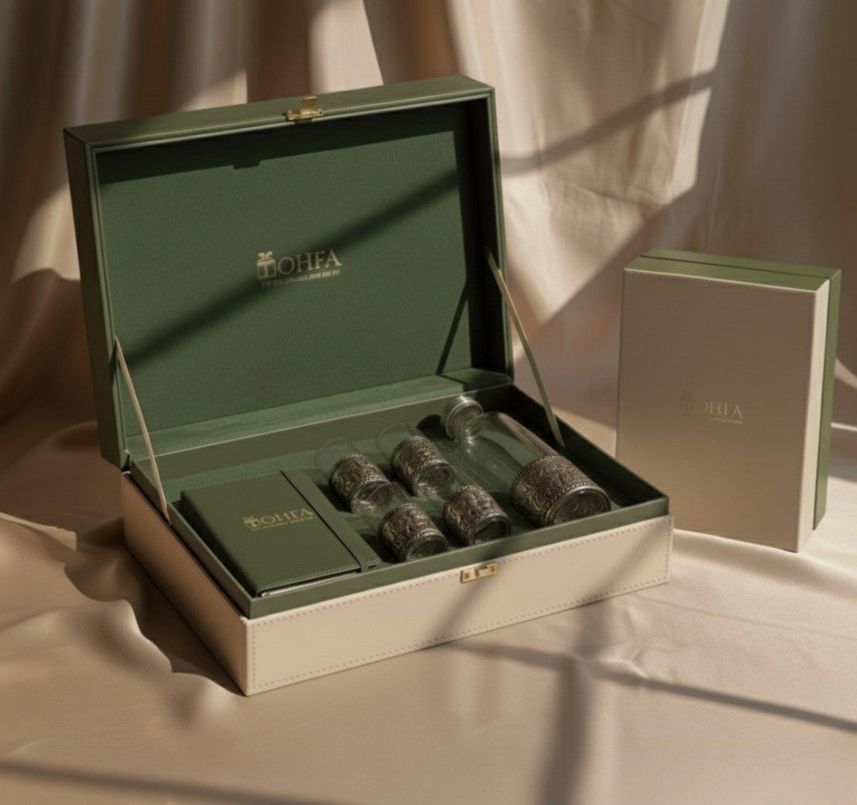 The Associate Classic | Tohfa